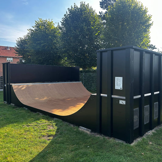 minirampe halfpipe til offentlige arealer