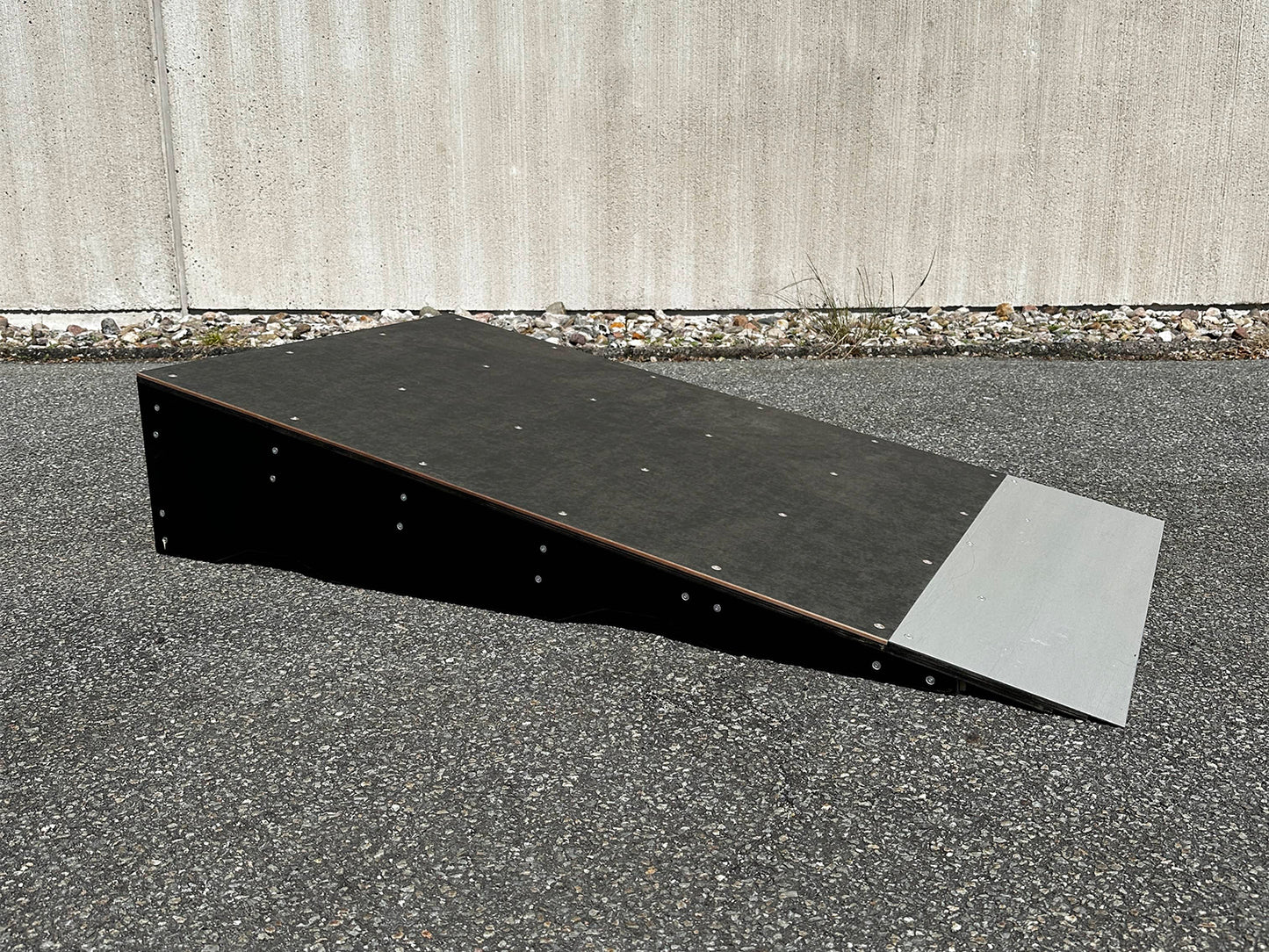 Kicker